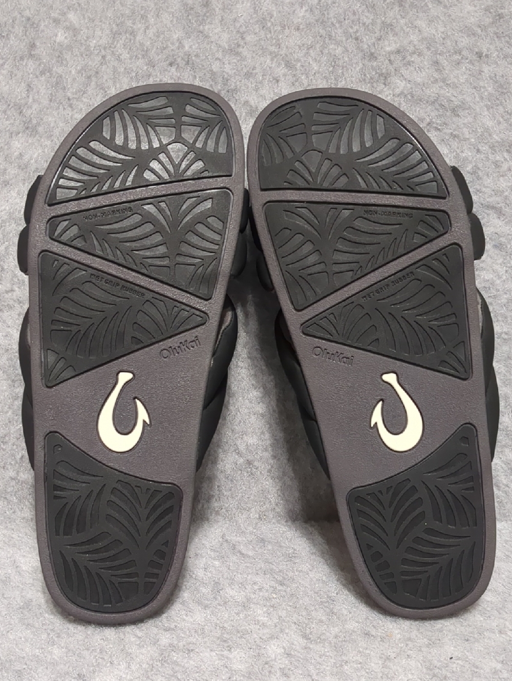 Olukai Hila Water Resistant Black Slide Sandals Size 9 - Picture 10 of 11